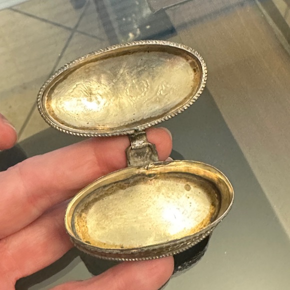 Small Silver Container with Turquoise Stone. Vintage. - Picture 4 of 5